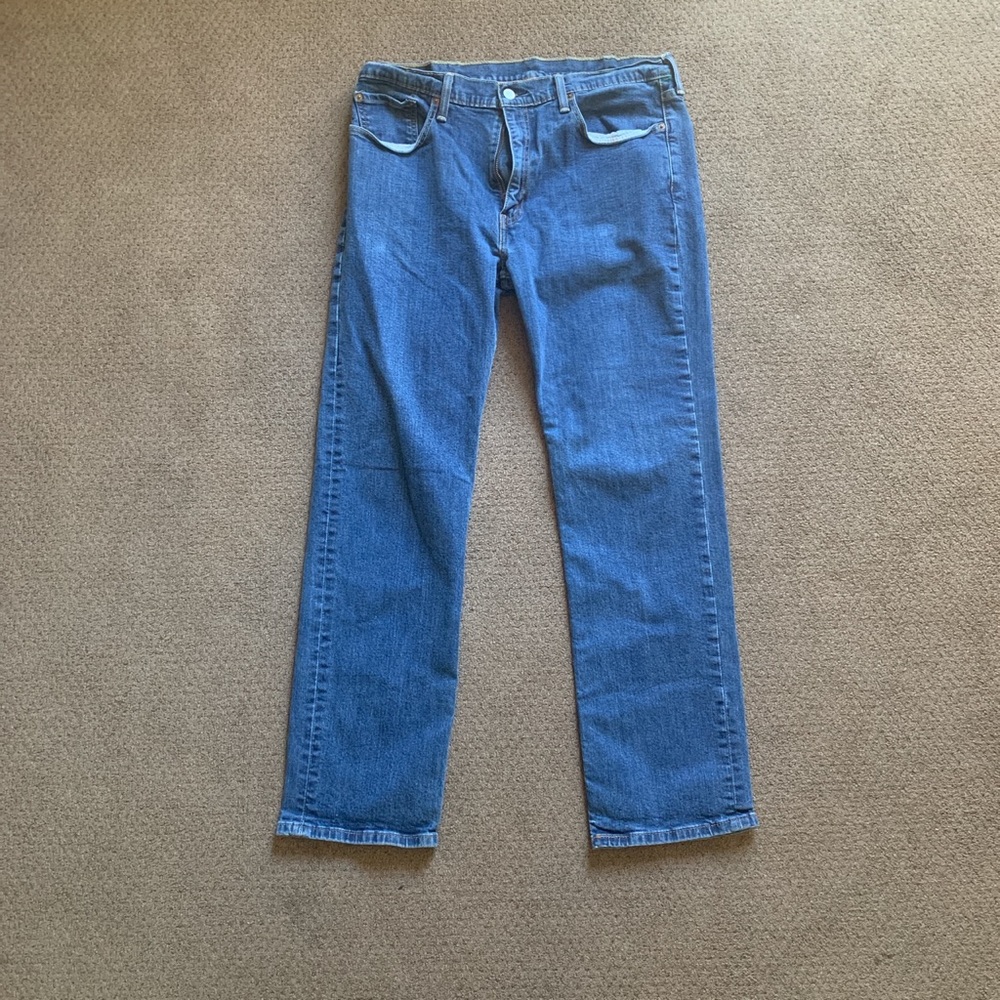 Levi’s 514 denim pants